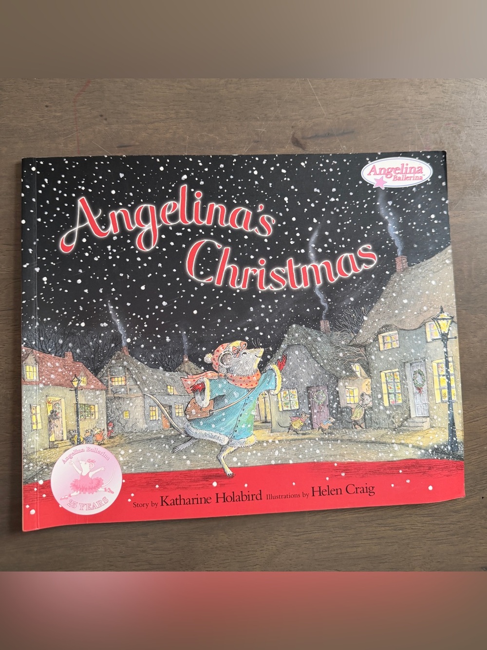 Angelina's Christmas by - Holiday Picture Softcover Book